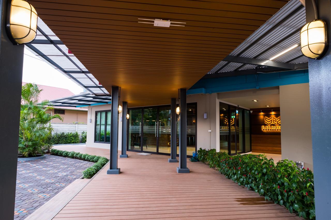 S.22 Hotel Suratthani Surat Thani Buitenkant foto