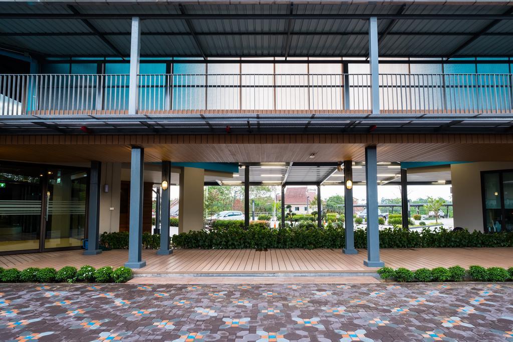 S.22 Hotel Suratthani Surat Thani Buitenkant foto