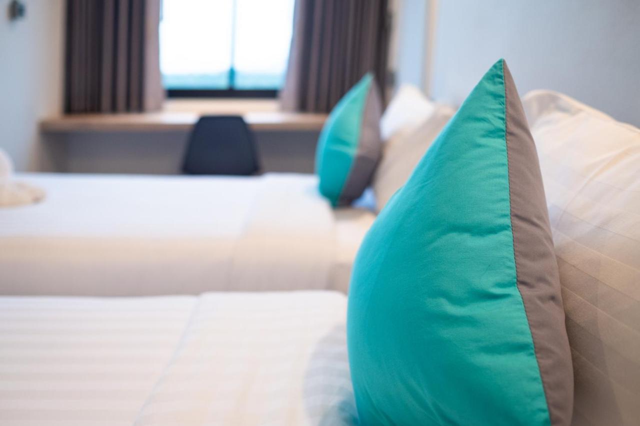 S.22 Hotel Suratthani Surat Thani Buitenkant foto